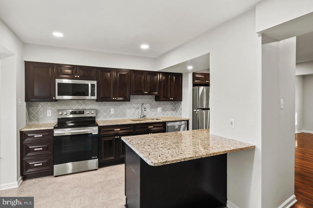 7000 Ducketts Lane, Unit 445 Elkridge, MD 21075 - Photo 3 of 36