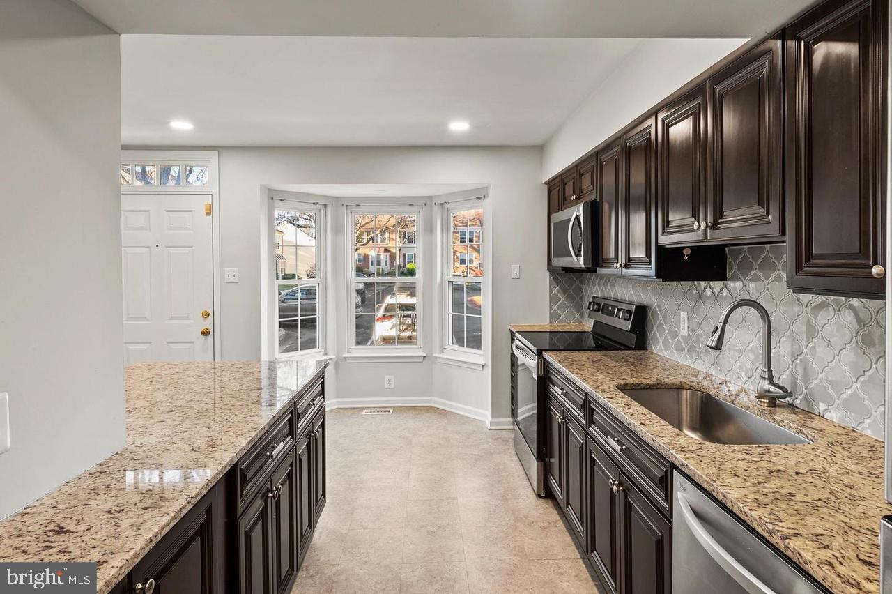 7000 Ducketts Lane, Unit 445 Elkridge, MD 21075 - Photo 5 of 36