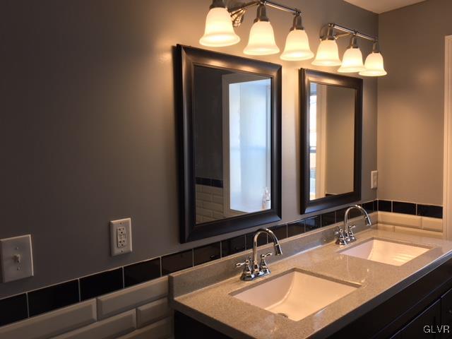 332 Main Street Slatington, PA 18080 - Photo 8 of 11 Gallery Image 8