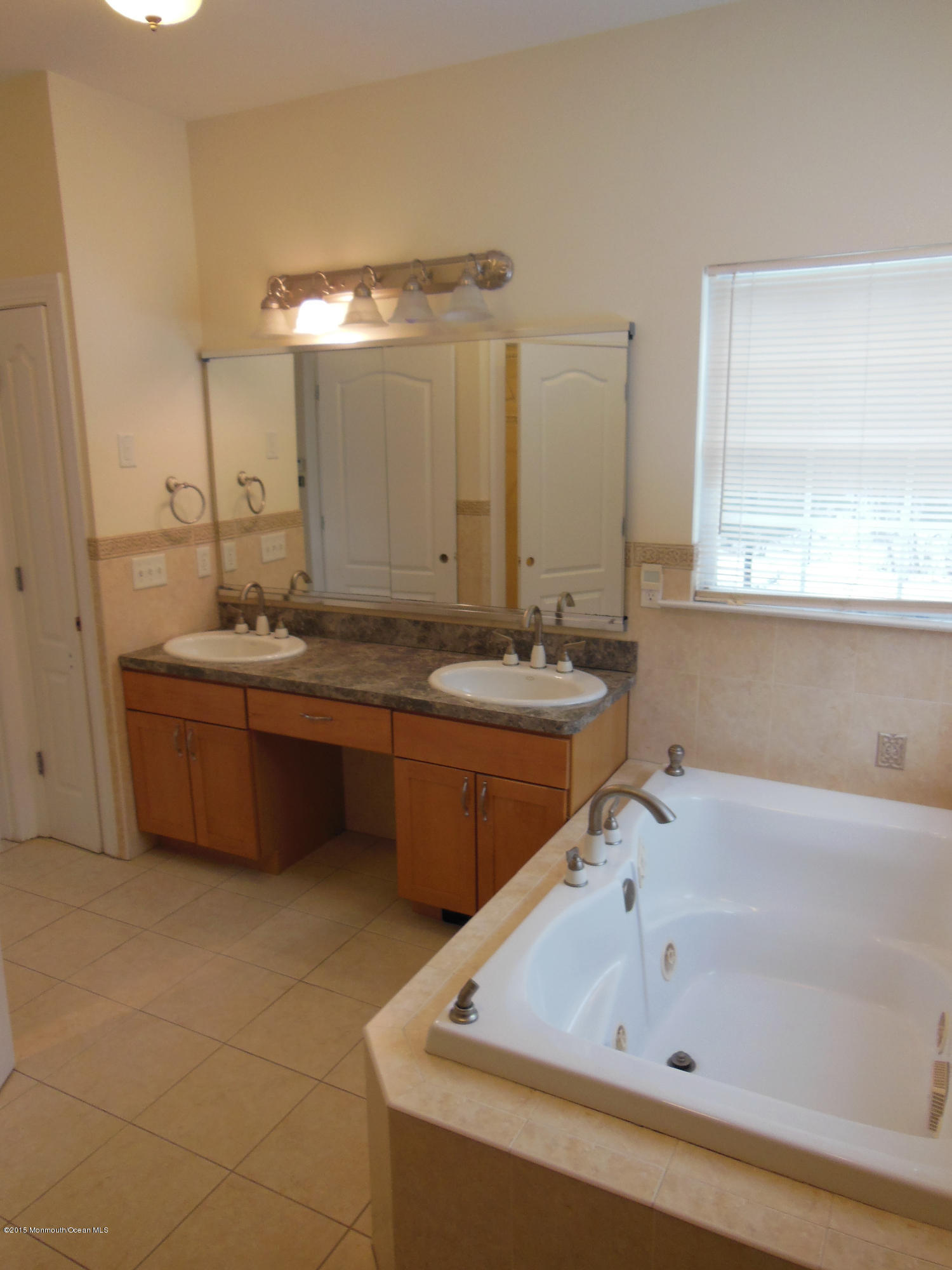 3480 Ridgeway Road Manchester Township, NJ 08759 - Photo 13 of 40 DSCN2338