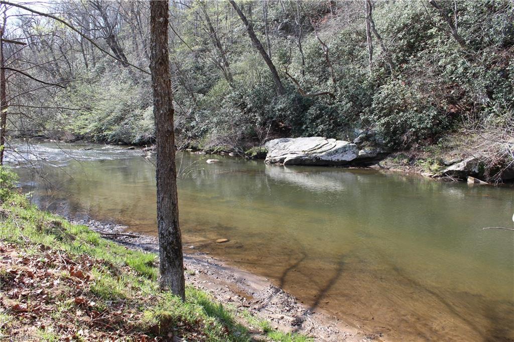 1121 Bowman Road Westfield, NC 27053 - Photo 8 of 24 Gallery Image 8