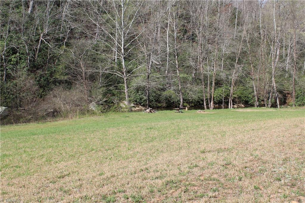 1121 Bowman Road Westfield, NC 27053 - Photo 9 of 24 Gallery Image 9