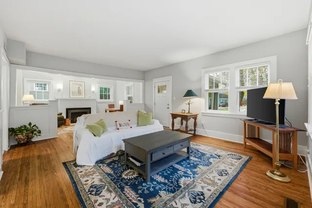 $775,000 | 312 East Lincoln Avenue, Wheaton, IL 60187