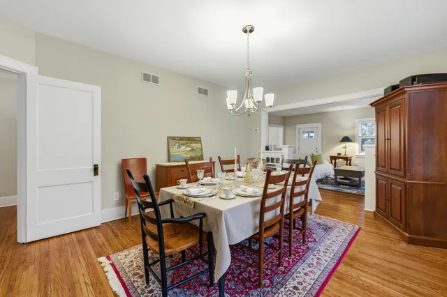 $775,000 | 312 East Lincoln Avenue, Wheaton, IL 60187