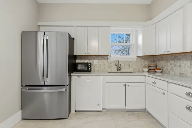 $775,000 | 312 East Lincoln Avenue, Wheaton, IL 60187