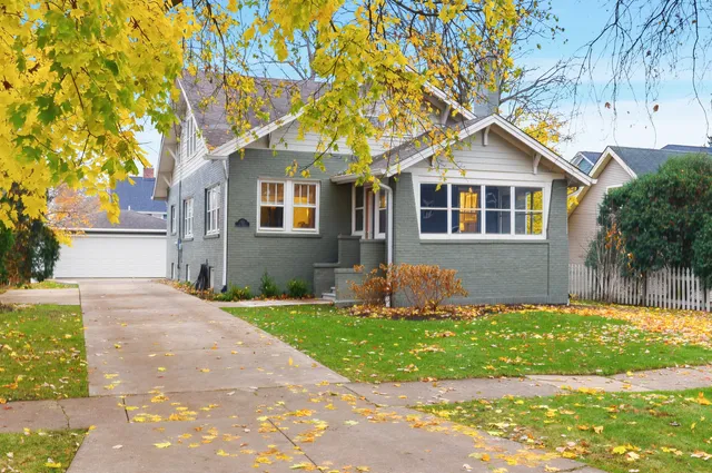 $775,000 | 312 East Lincoln Avenue, Wheaton, IL 60187