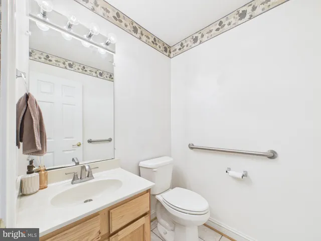 $660,000 | 56 Smoot Road, Woodstock, VA 22664