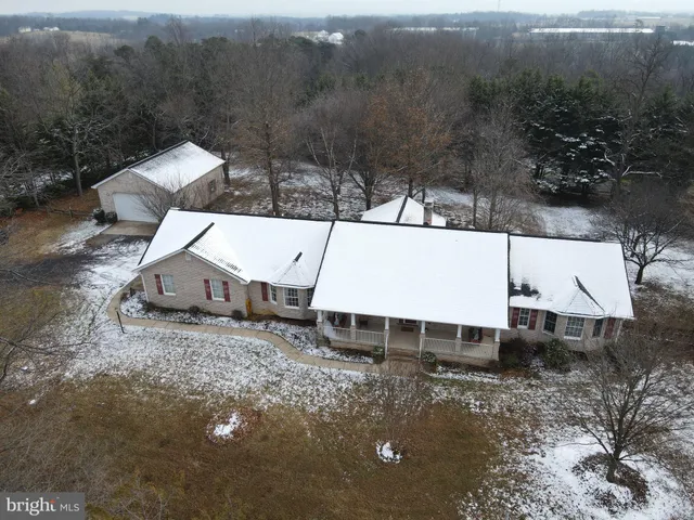 $660,000 | 56 Smoot Road, Woodstock, VA 22664