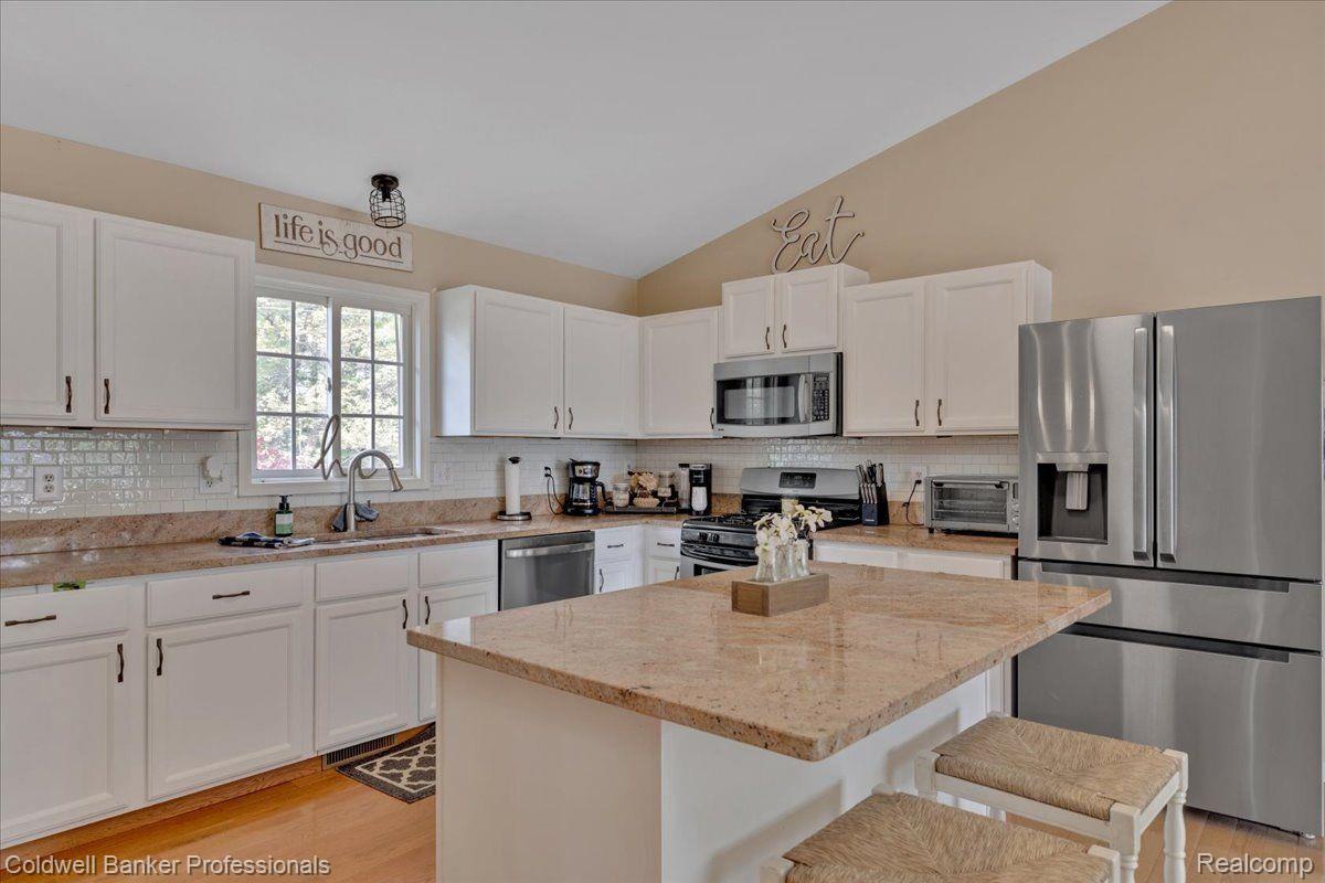 798 Gravel Ridge Road Leonard, MI 48367 - Photo 22 of 48 Gallery Image 22