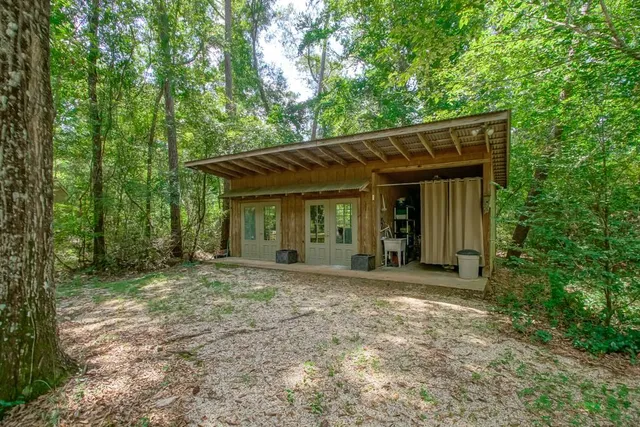 $950,000 | 78656 Turnpike Road, Folsom, LA 70437