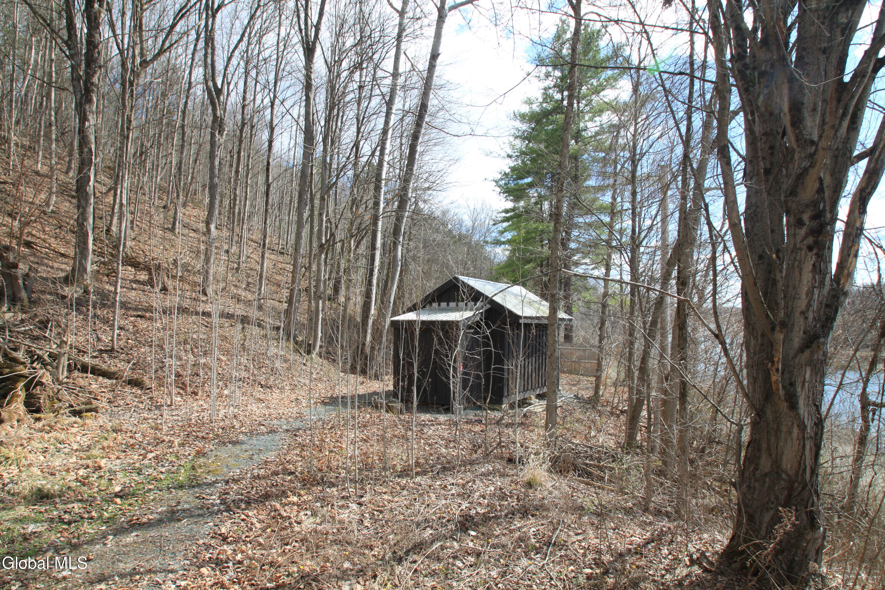 2014 River Road Troy, NY 12182 - Photo 11 of 27 IMG_0057