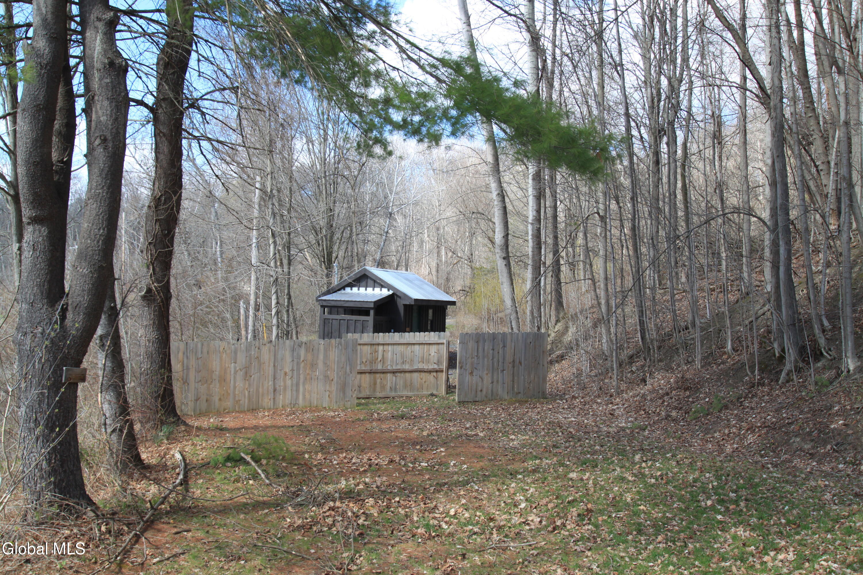 2014 River Road Troy, NY 12182 - Photo 17 of 27 Property