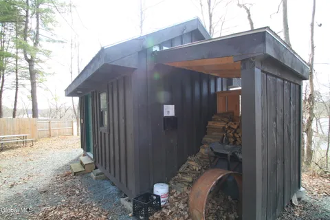 $175,000 | 2014 River Road, Troy, NY 12182