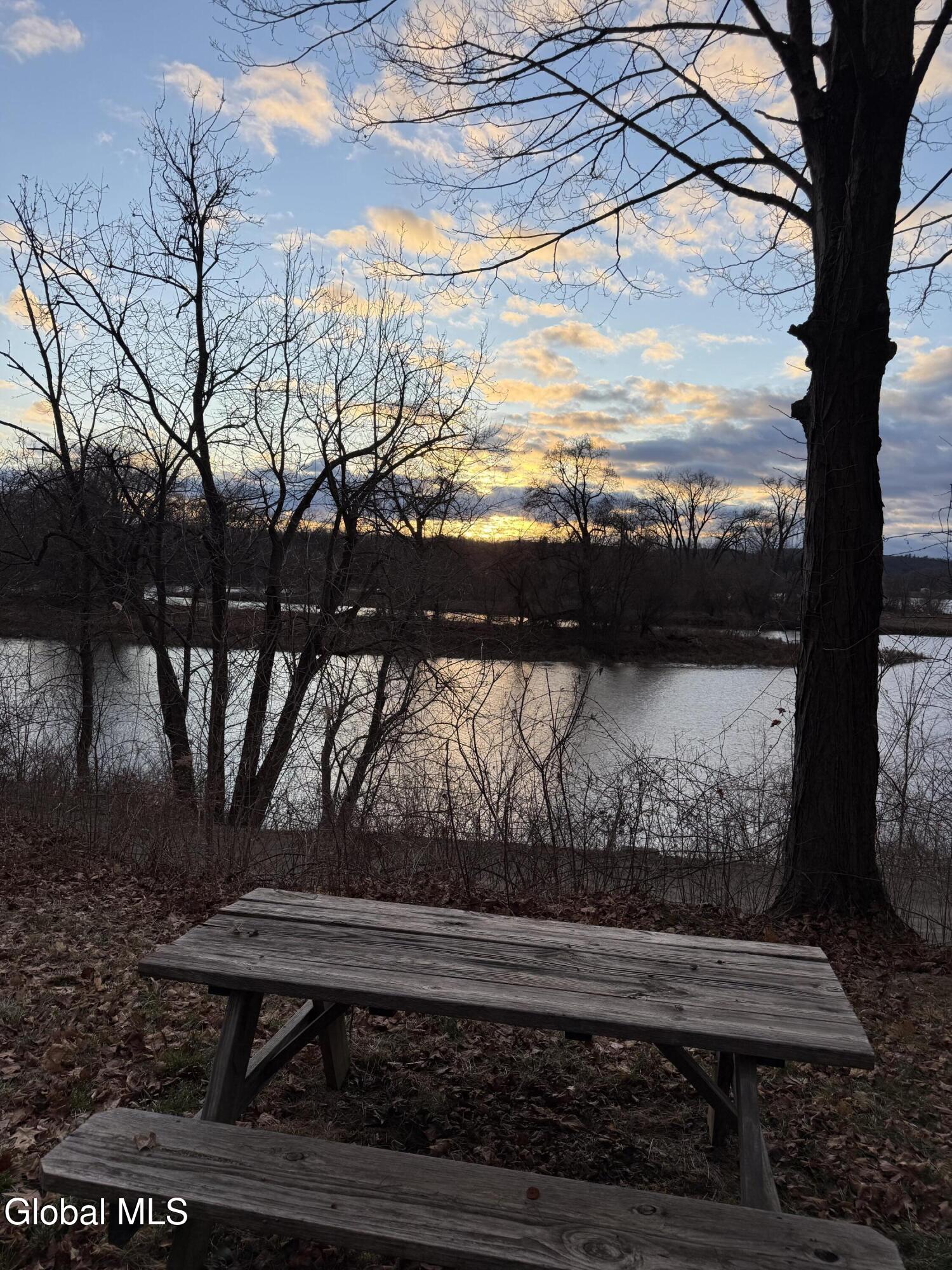 2014 River Road Troy, NY 12182 - Photo 24 of 27 Hudson River