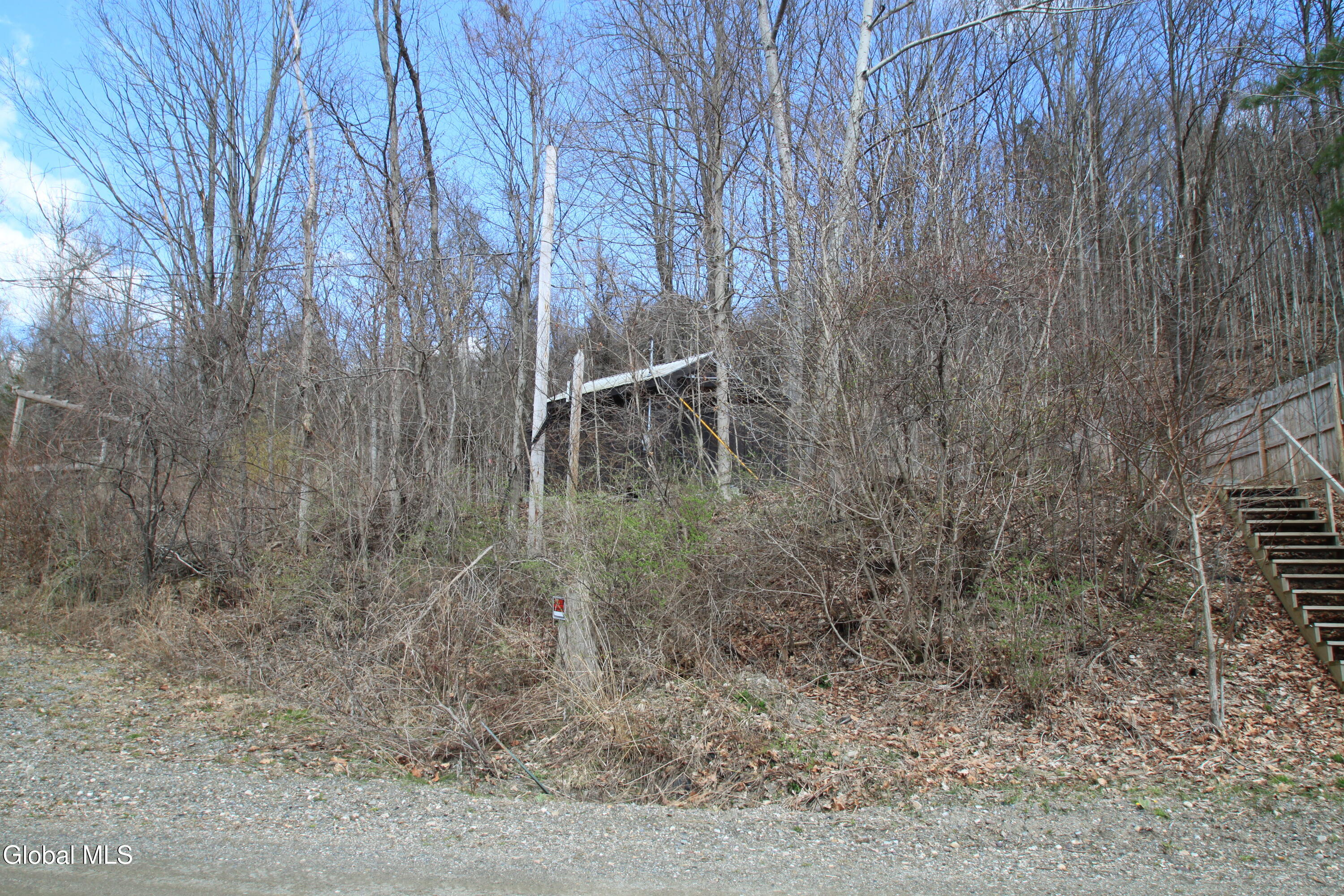 2014 River Road Troy, NY 12182 - Photo 3 of 27 Property