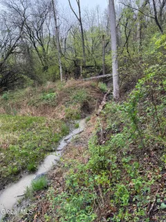 $175,000 | 2014 River Road, Troy, NY 12182