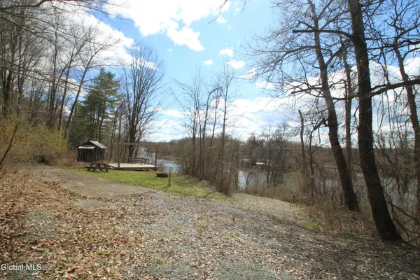 $175,000 | 2014 River Road, Troy, NY 12182