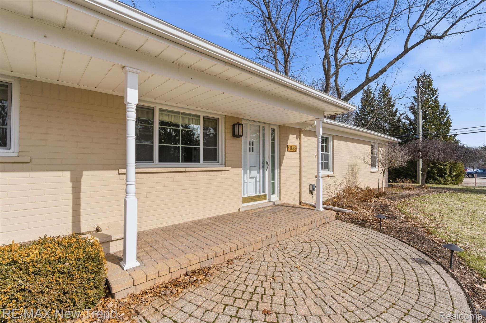 1043 Westview Road Bloomfield Hills, MI 48304 - Photo 5 of 43 5_1043 westview rd-5.jpg
