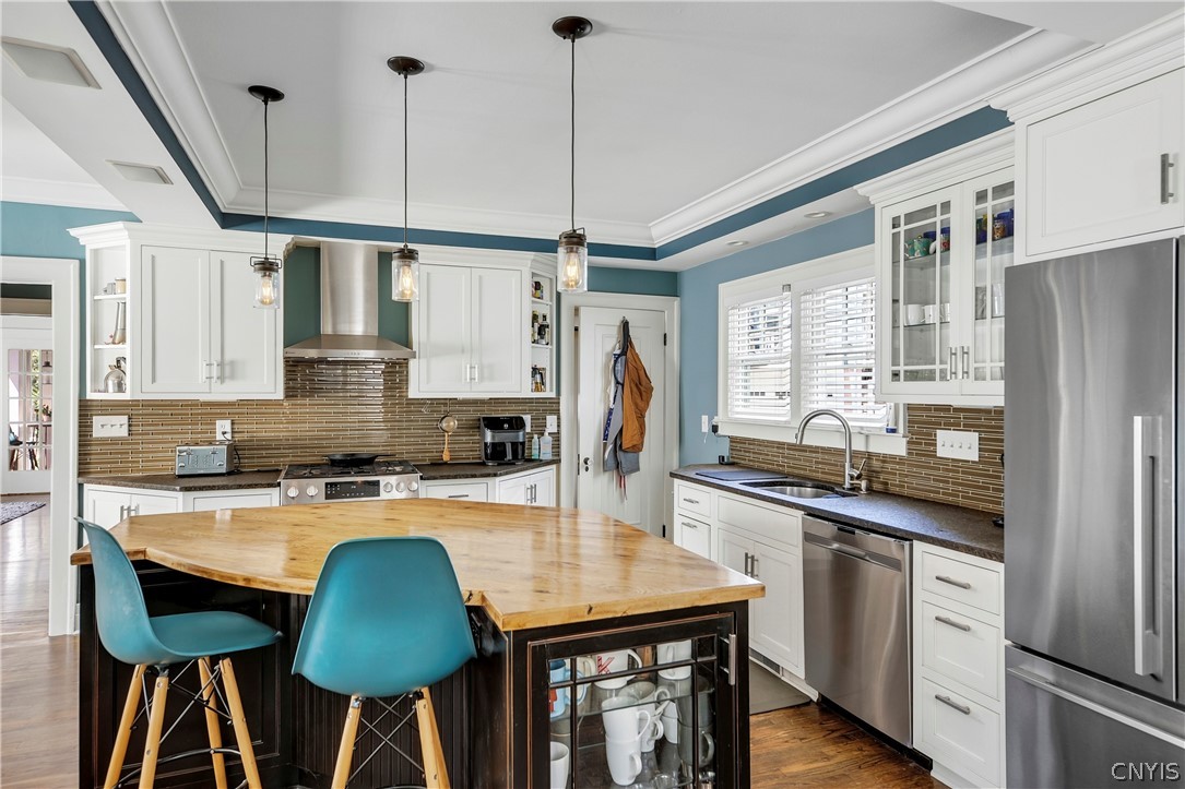 111 Circle Road Syracuse, NY 13210 - Photo 16 of 43 Kitchen