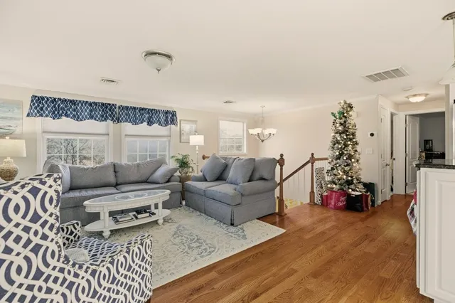 $2,900 | 5 Leland Point Drive, Portsmouth, RI 02871