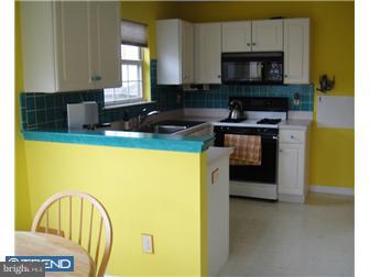 4001 Sterling Road, Unit 151 Yardley, PA 19067 - Photo 5 of 12 Kitchen