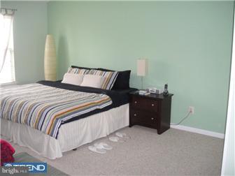 4001 Sterling Road, Unit 151 Yardley, PA 19067 - Photo 7 of 12 Bedroom - Main