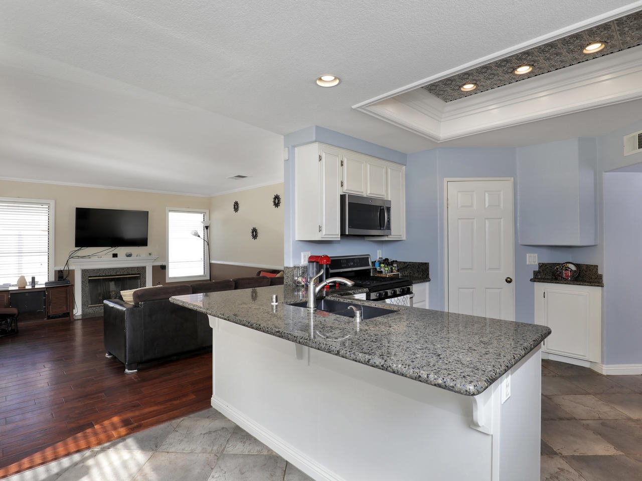 4935 Frazee Road Oceanside, CA 92057 - Photo 3 of 16
