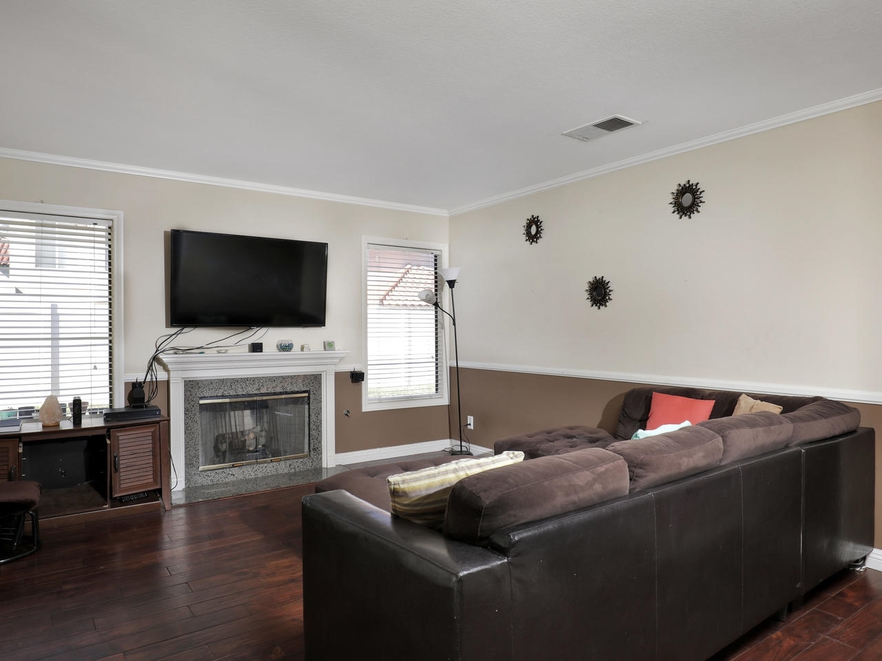 4935 Frazee Road Oceanside, CA 92057 - Photo 4 of 16