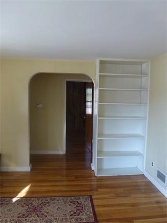 7 Roundy Road Lynnfield, MA 01940 - Photo 3 of 12 Gallery Image 3