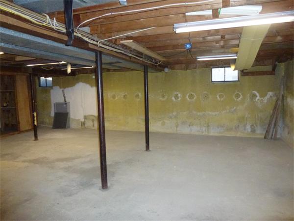 7 Roundy Road Lynnfield, MA 01940 - Photo 10 of 12 Gallery Image 10