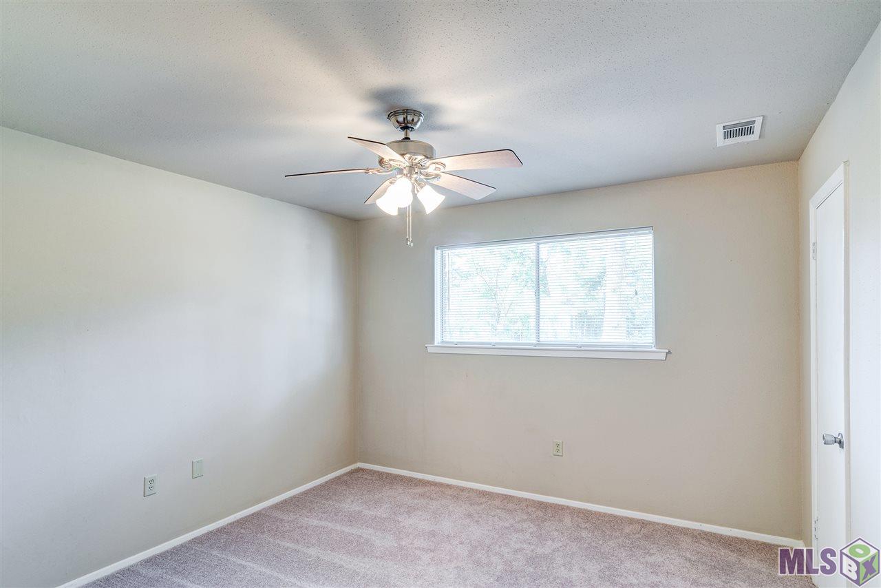 364 Wilton Drive Baton Rouge, LA 70815 - Photo 12 of 16 BEDROOM