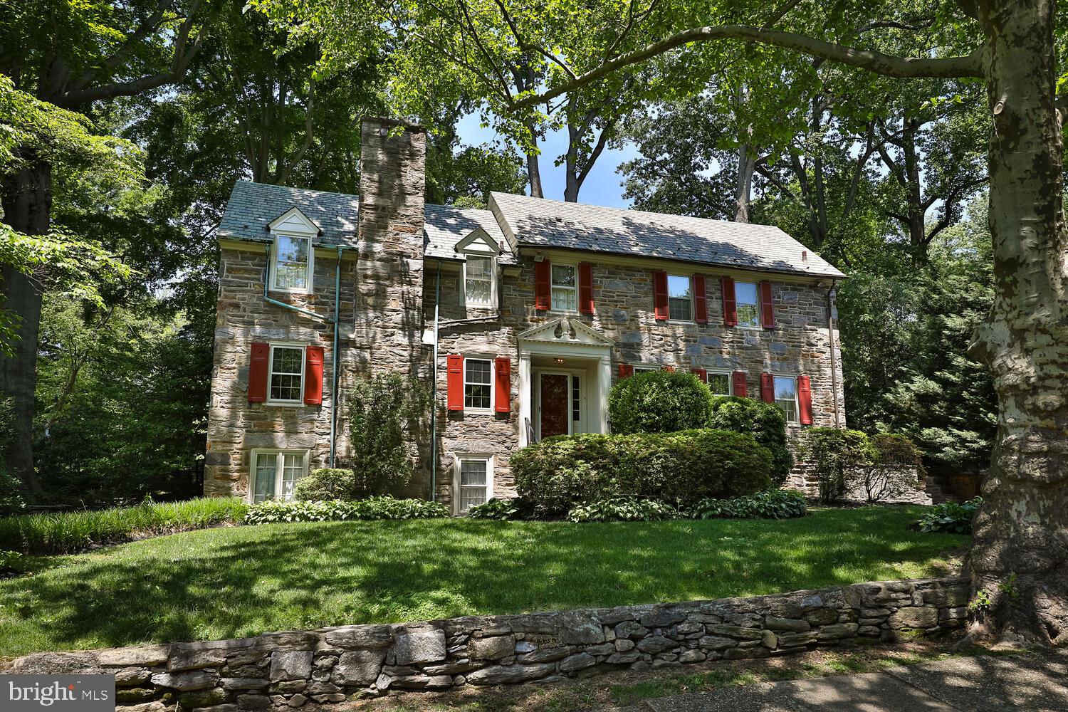 118 Holmecrest Road Jenkintown, PA 19046 - Photo 1 of 37 Front Exterior