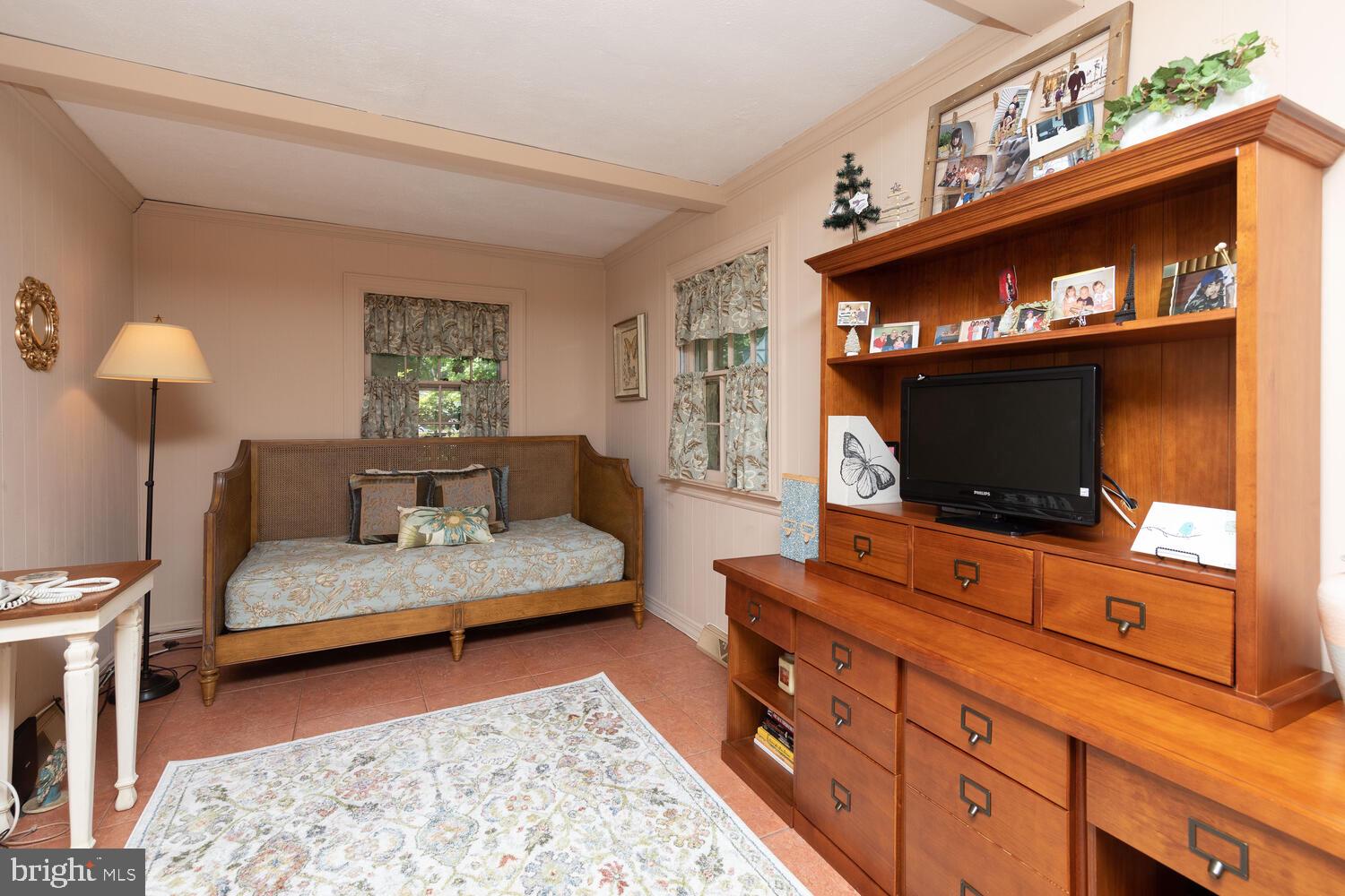 118 Holmecrest Road Jenkintown, PA 19046 - Photo 15 of 37 First Floor Den/Office