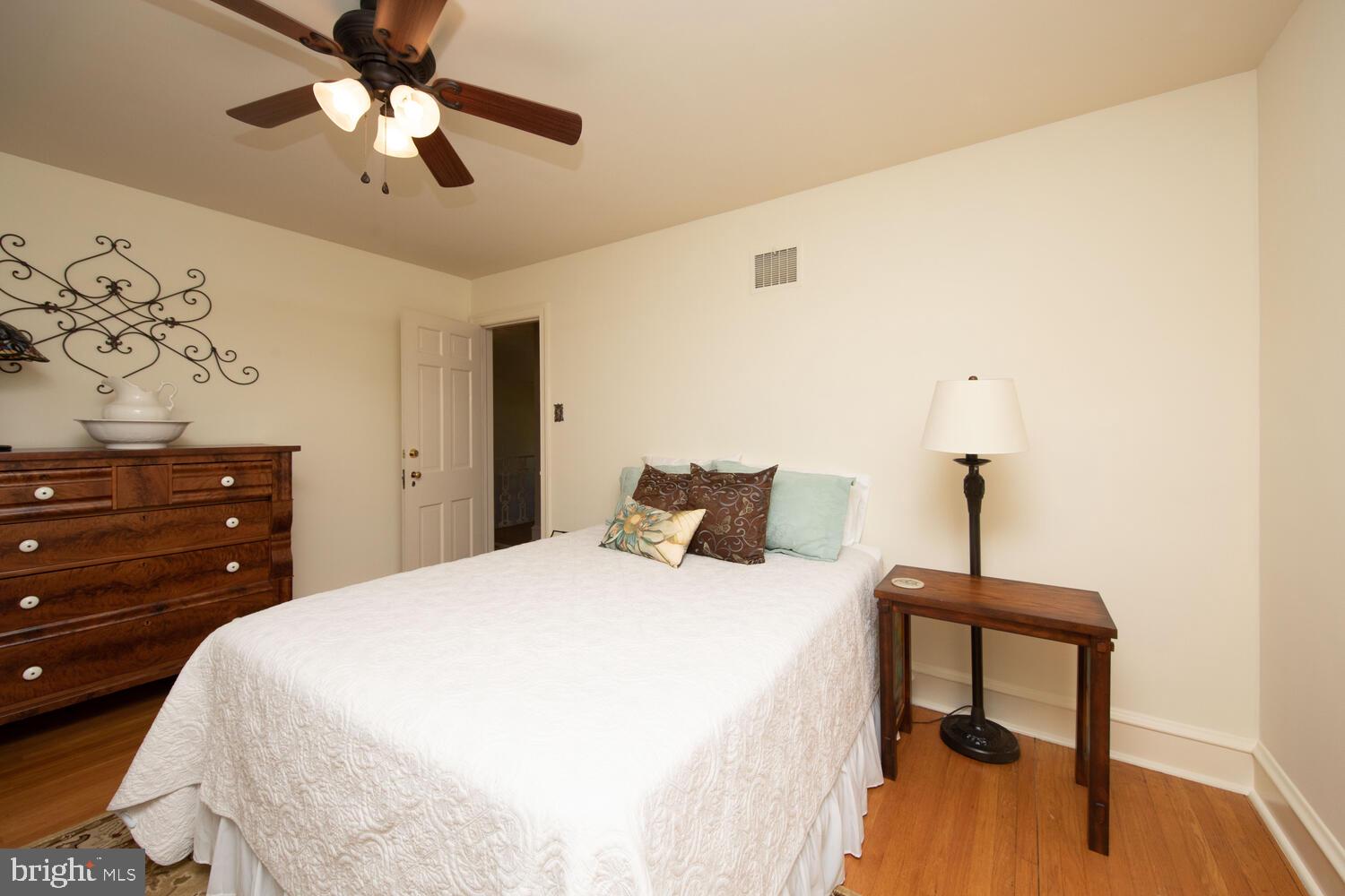 118 Holmecrest Road Jenkintown, PA 19046 - Photo 25 of 37 2nd Bedroom