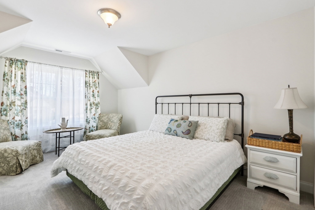 7 Hummingbird Way, Unit 150 Methuen, MA 01844 - Photo 19 of 41