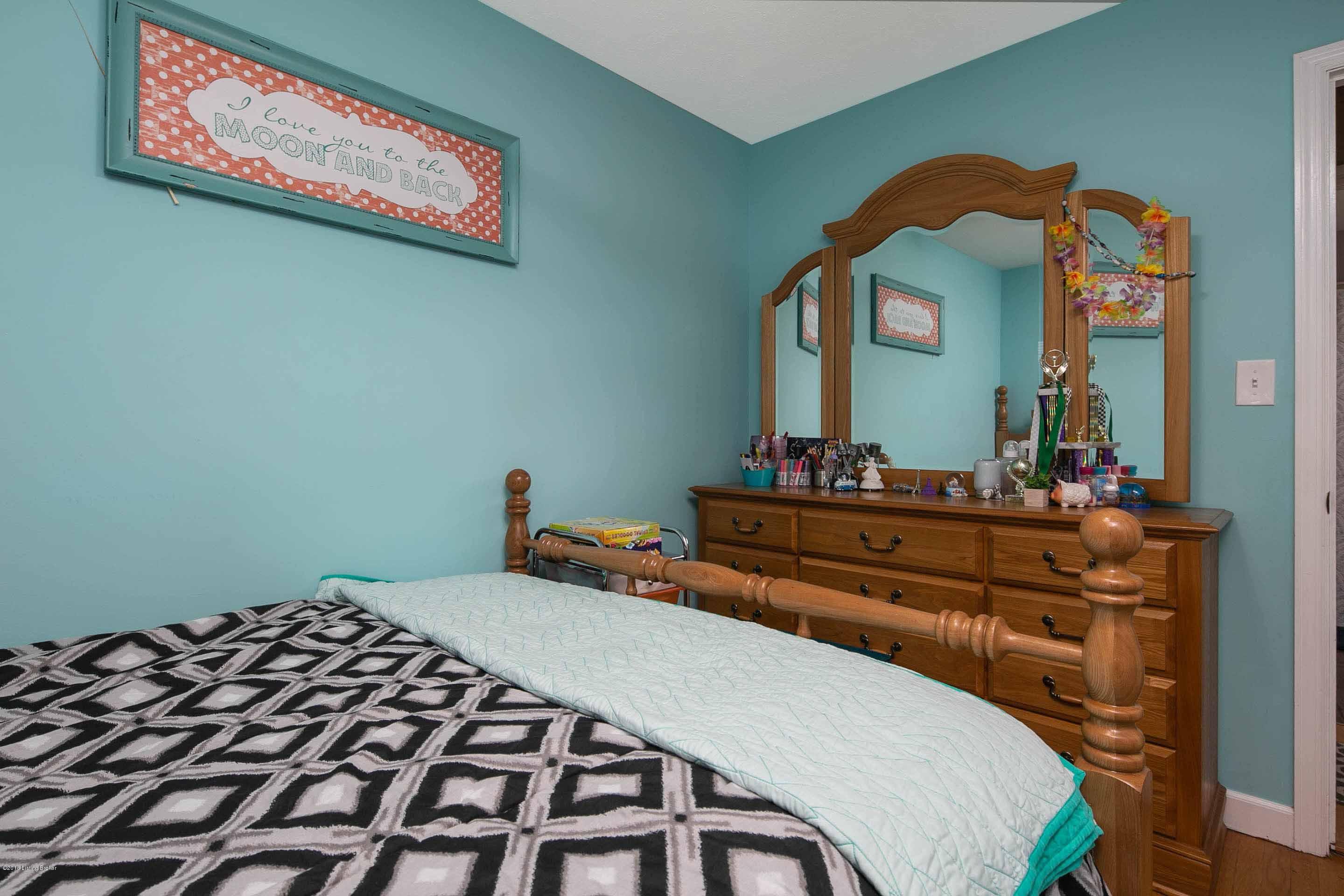 7607 Terry Road Louisville, KY 40258 - Photo 38 of 52 35
