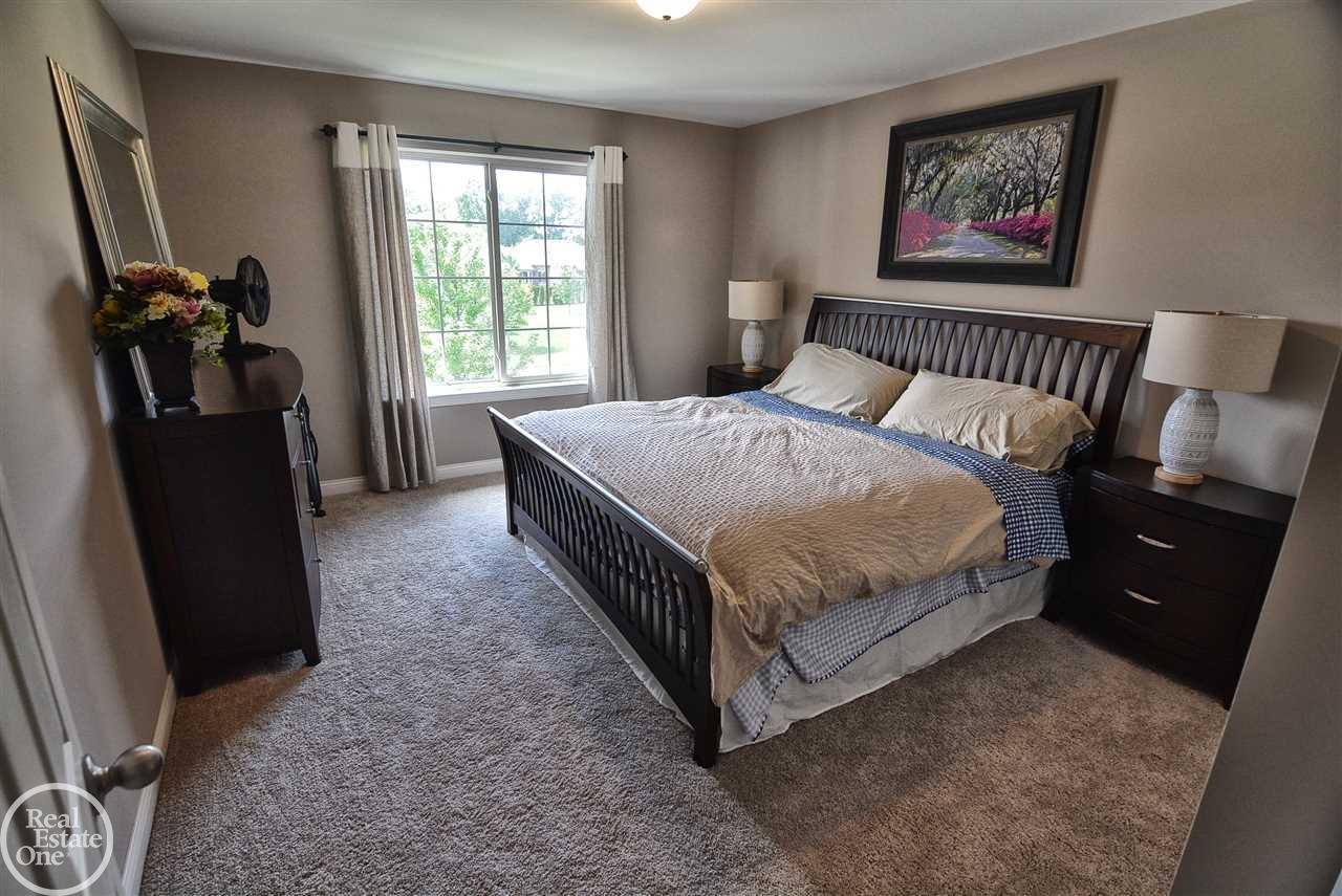 56230 Hidden Creek Road Utica, MI 48316 - Photo 26 of 35 31326590-25.JPG