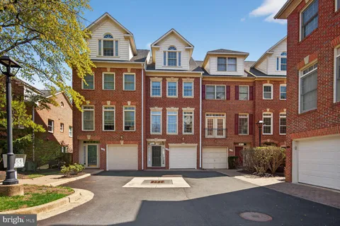 $1,150,000 | 1113 North Stuart Street, Arlington, VA 22201