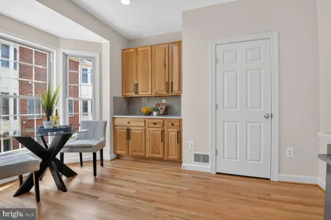 $1,150,000 | 1113 North Stuart Street, Arlington, VA 22201