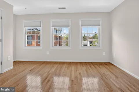 $1,150,000 | 1113 North Stuart Street, Arlington, VA 22201