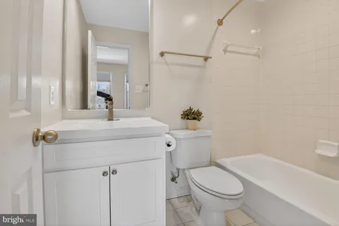 $1,150,000 | 1113 North Stuart Street, Arlington, VA 22201