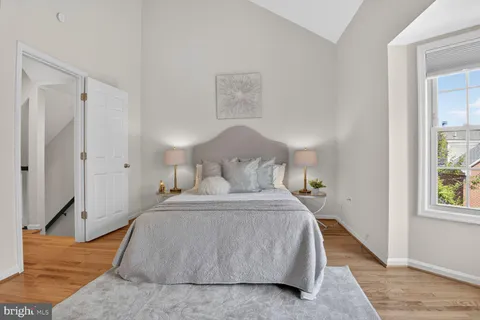 $1,150,000 | 1113 North Stuart Street, Arlington, VA 22201