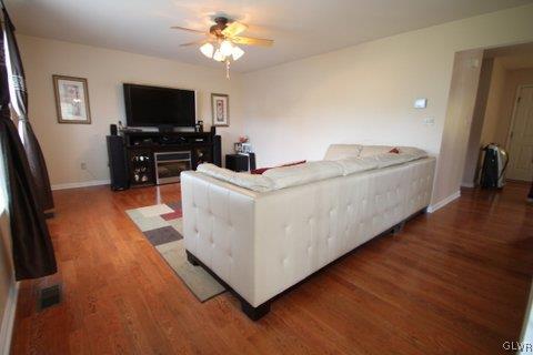 2580 Ben Jon Road Easton, PA 18040 - Photo 3 of 31 Gallery Image 3