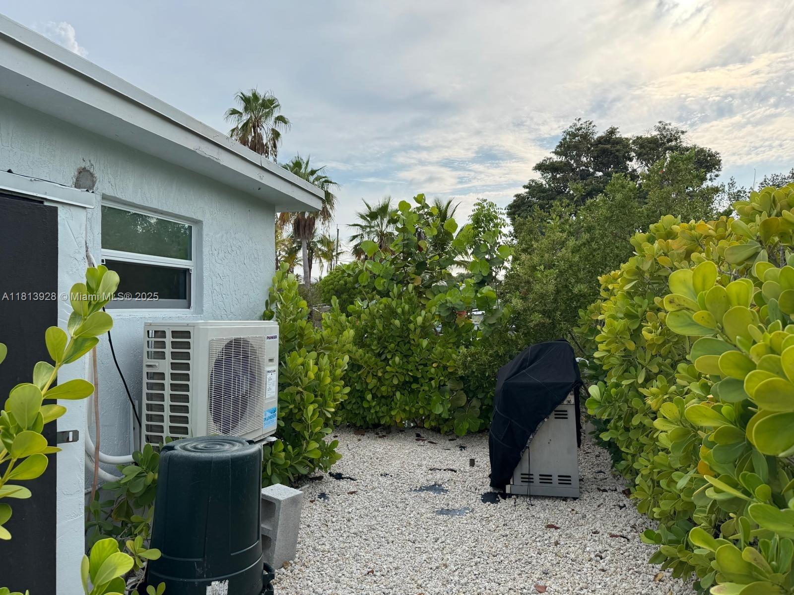 1301 Grouper Drive, Unit B Marathon, FL 33050 - Photo 28 of 39