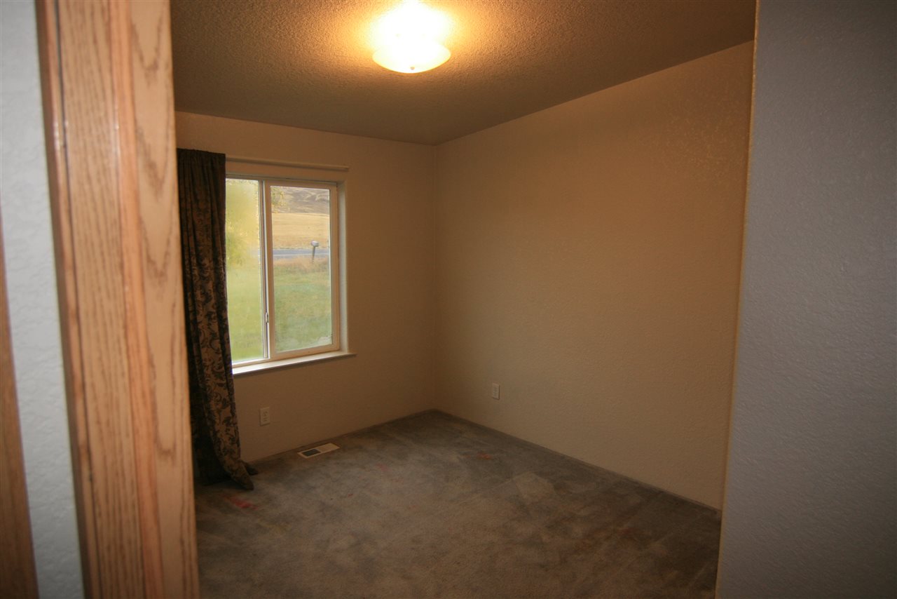 4103 Sunset Road St. John, WA 99171 - Photo 6 of 15