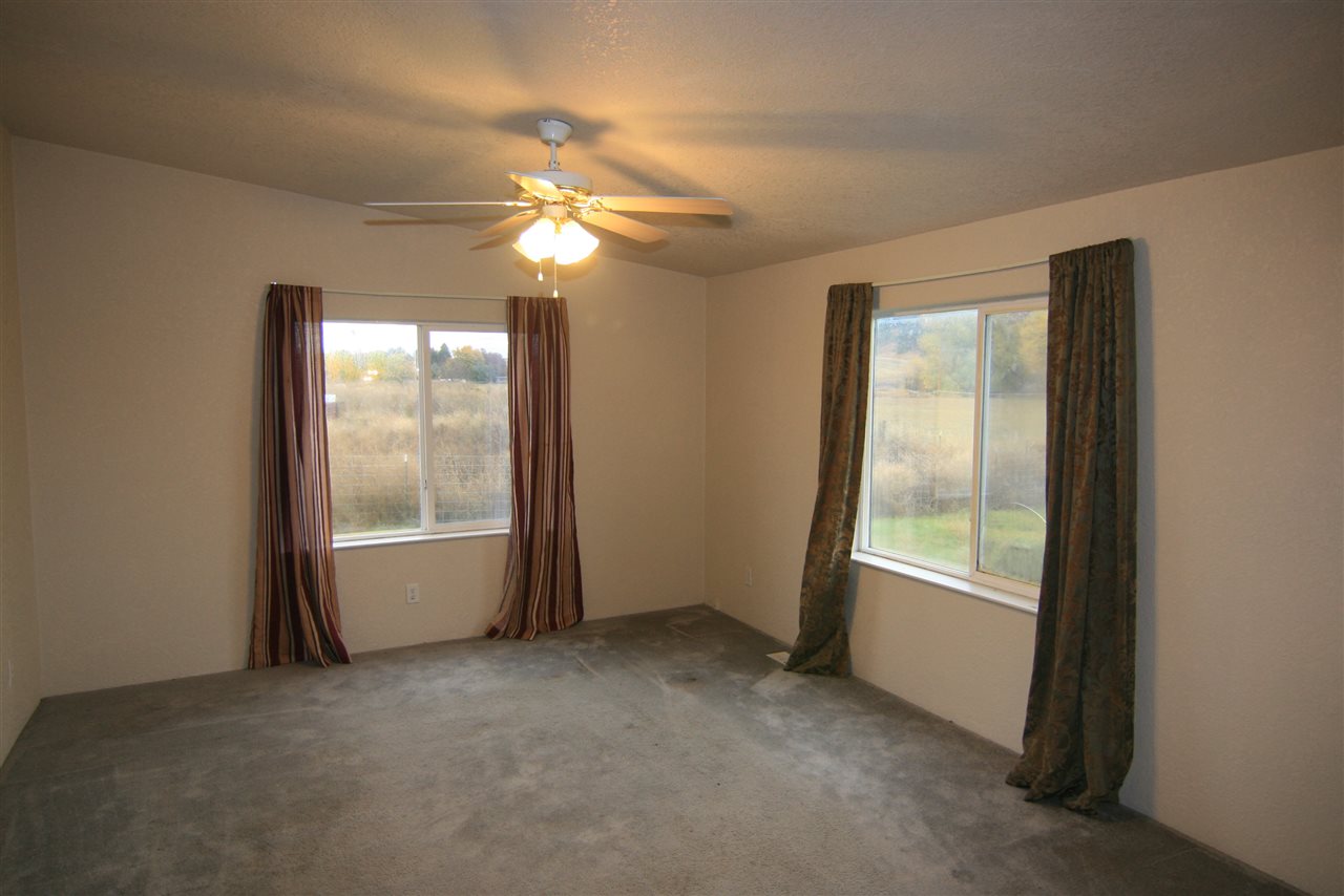 4103 Sunset Road St. John, WA 99171 - Photo 10 of 15