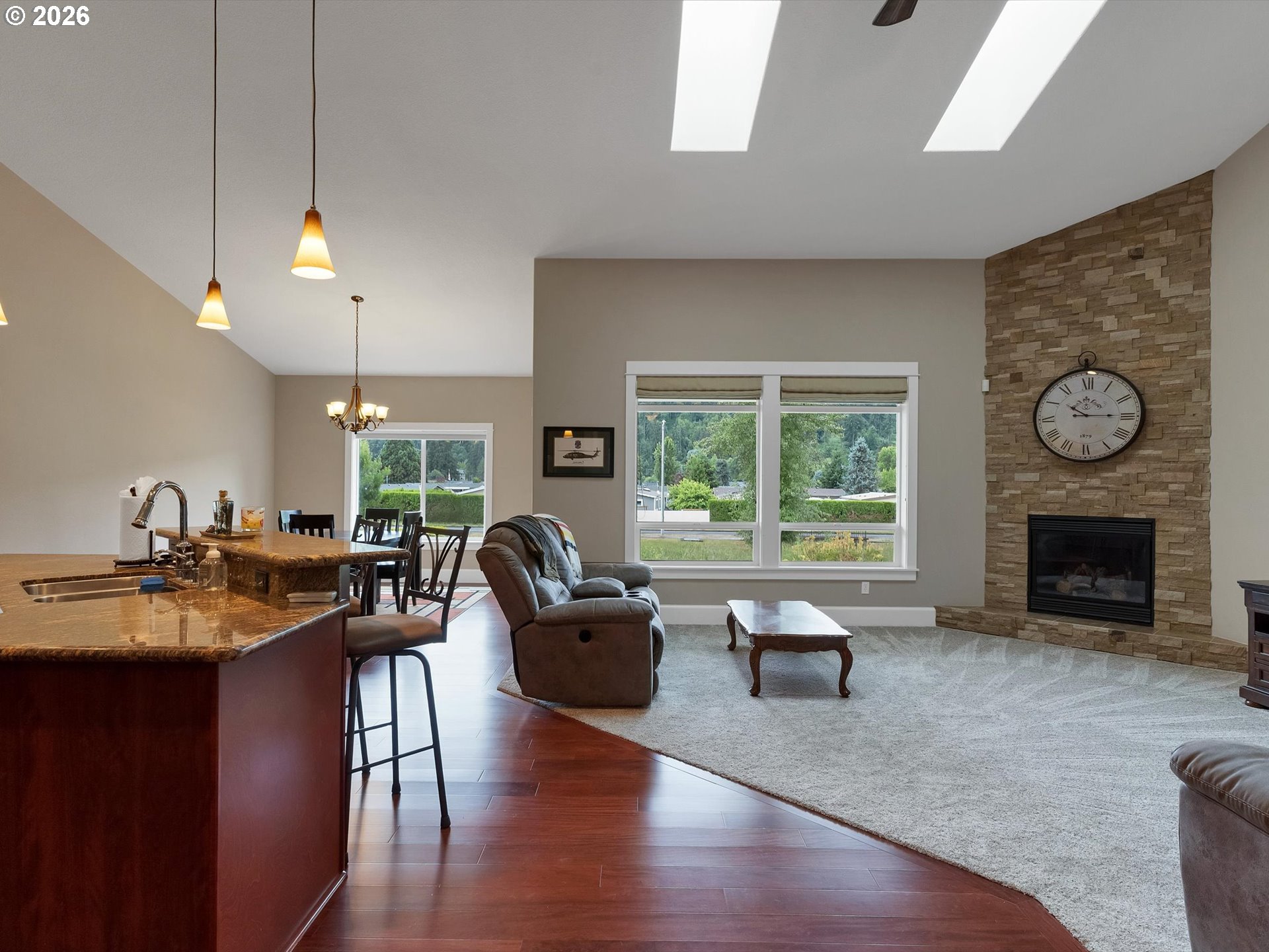 1306 Frontier Street Silverton, OR 97381 - Photo 12 of 46