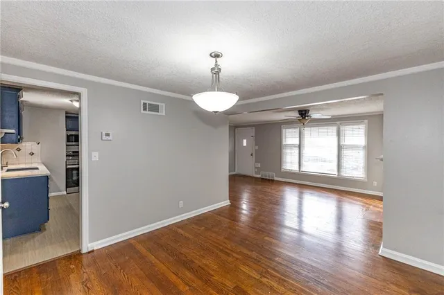 $395,000 | 7401 Nall Avenue, Prairie Village, KS 66208