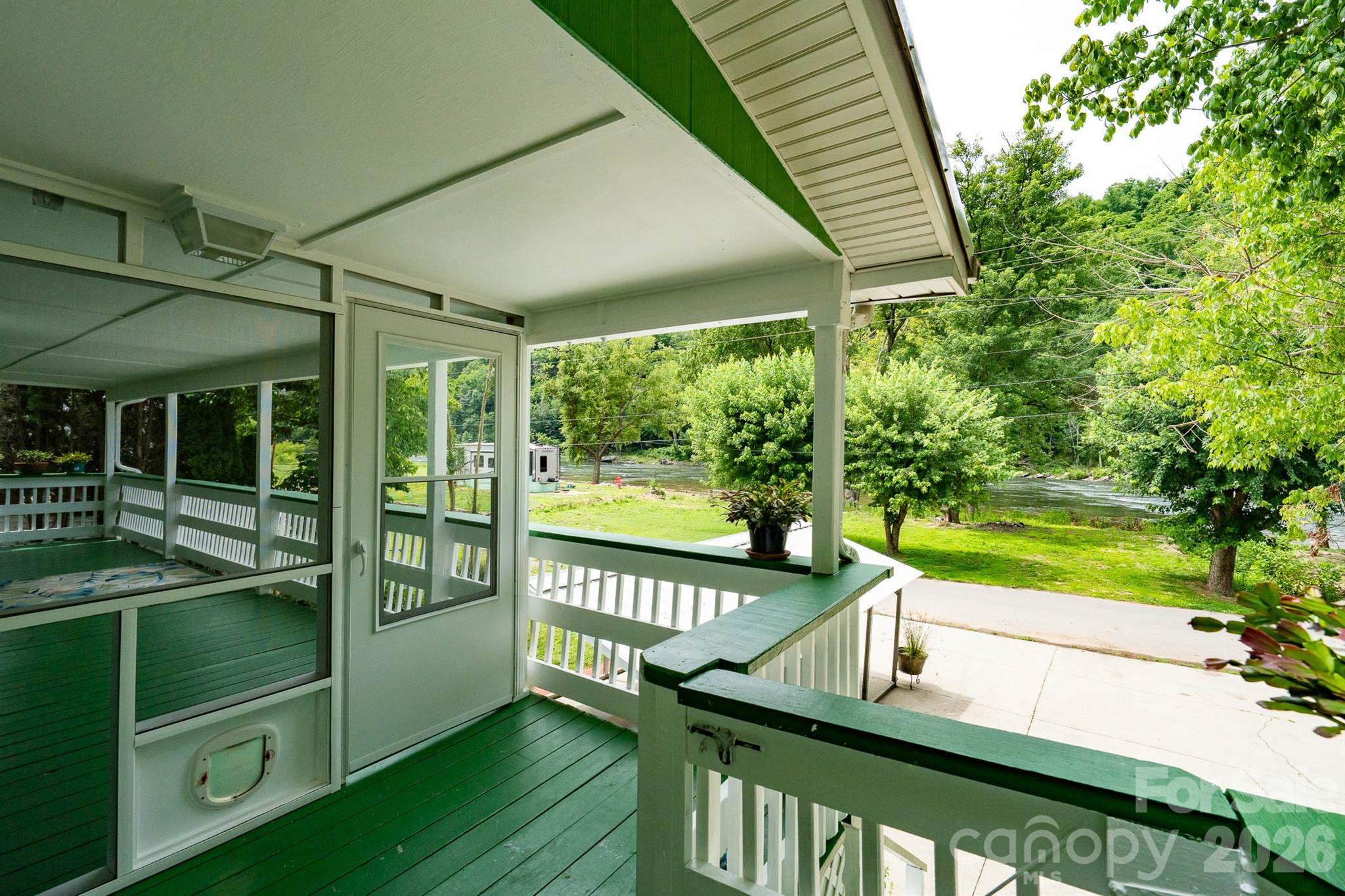 389 Rollins Road Marshall, NC 28753 - Photo 2 of 44