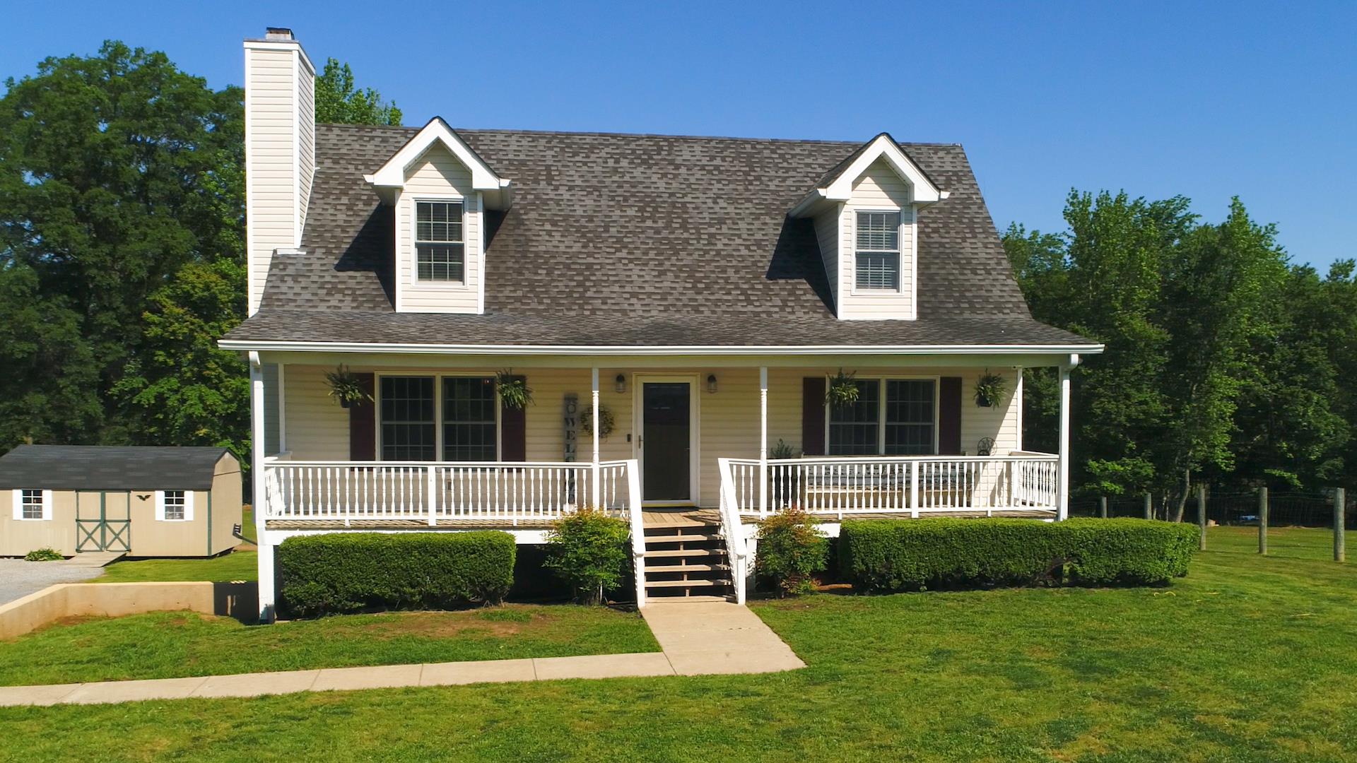 129 Fairfield Road Portland, TN 37148 - Photo 1 of 25 Relax on the porch.